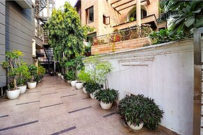 Fabhotel Majestic Jpm I