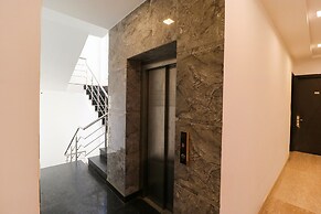 Fabhotel The Royal Oak