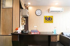 Fabhotel The Royal Oak