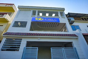 FabHotel Greenwood Stays