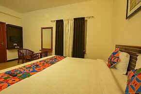 FabHotel Greenwood Stays