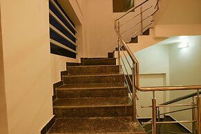 FabHotel Greenwood Stays