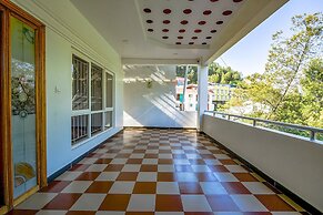 FabHotel Greenwood Stays