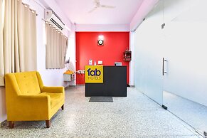 Fabhotel Rushank Palace