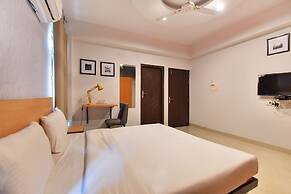 Fabhotel Rushank Palace