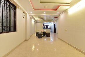 Fabhotel Rushank Palace