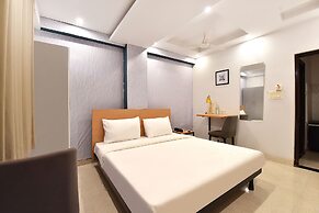 Fabhotel Rushank Palace