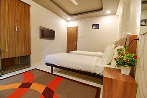 Fabhotel Manomay Homes