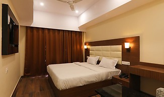 FabHotel Blueark