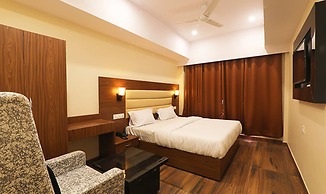 FabHotel Blueark