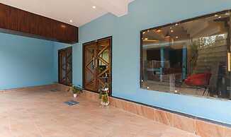 FabHotel Blueark