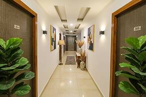 FabHotel Dolphin International