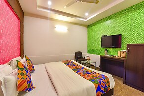 Fabexpress Silver Plaza