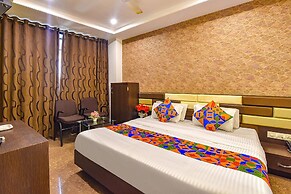 Fabexpress Silver Plaza