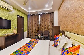 Fabexpress Silver Plaza