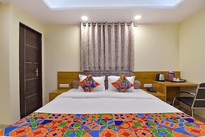Fabhotel Pink City
