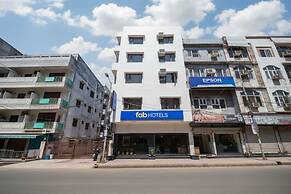 Fabhotel Golden Sunrise Inn