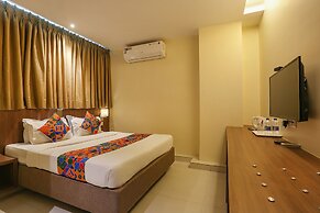 Fabhotel Royal International