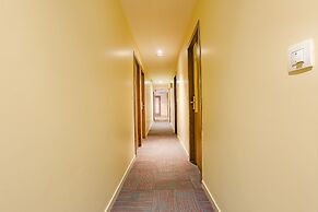 Fabhotel Royal International