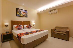 Fabhotel Royal International