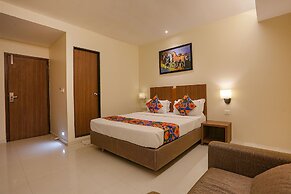 Fabhotel Royal International