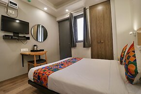 Fabhotel The Chaitanyas