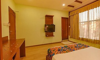 Fabhotel The Btm Palace