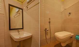 Fabhotel The Btm Palace