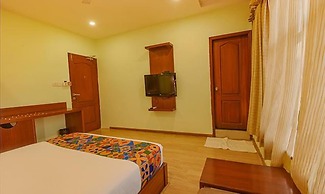 Fabhotel The Btm Palace