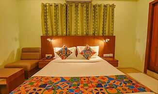 Fabhotel The Btm Palace