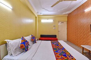 Fabexpress Vibrant Residency