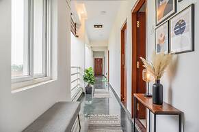 FabHotel Limestone Suites
