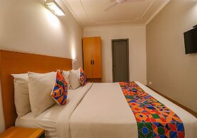 Fabhotel Lord Inn
