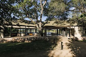 Zambezi Sands By Batoka