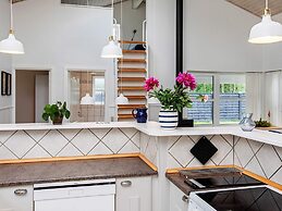 12 Person Holiday Home in Vaeggerlose-by Traum