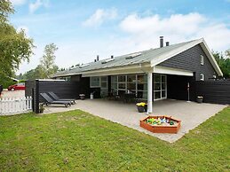 12 Person Holiday Home in Vaeggerlose-by Traum