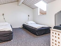 12 Person Holiday Home in Vaeggerlose-by Traum