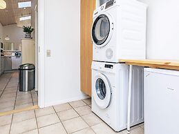 12 Person Holiday Home in Vaeggerlose-by Traum