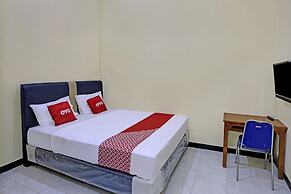 OYO 3767 Permata House