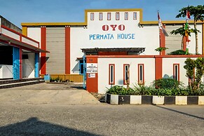 OYO 3767 Permata House