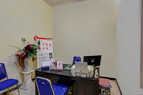 OYO 3767 Permata House