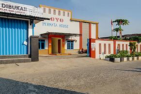 OYO 3767 Permata House