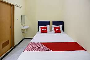 OYO 3767 Permata House