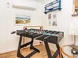 6 Person Holiday Home in Ulfborg-by Traum