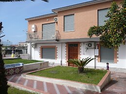 GARDEN HOUSE ERCOLANO