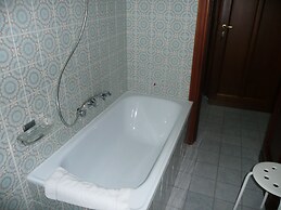 GARDEN HOUSE ERCOLANO