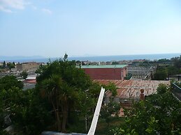 GARDEN HOUSE ERCOLANO