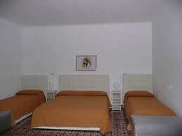 GARDEN HOUSE ERCOLANO