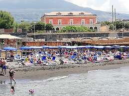 GARDEN HOUSE ERCOLANO