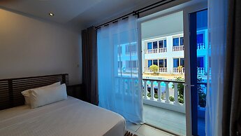 c3 Cowrie Shell Residences